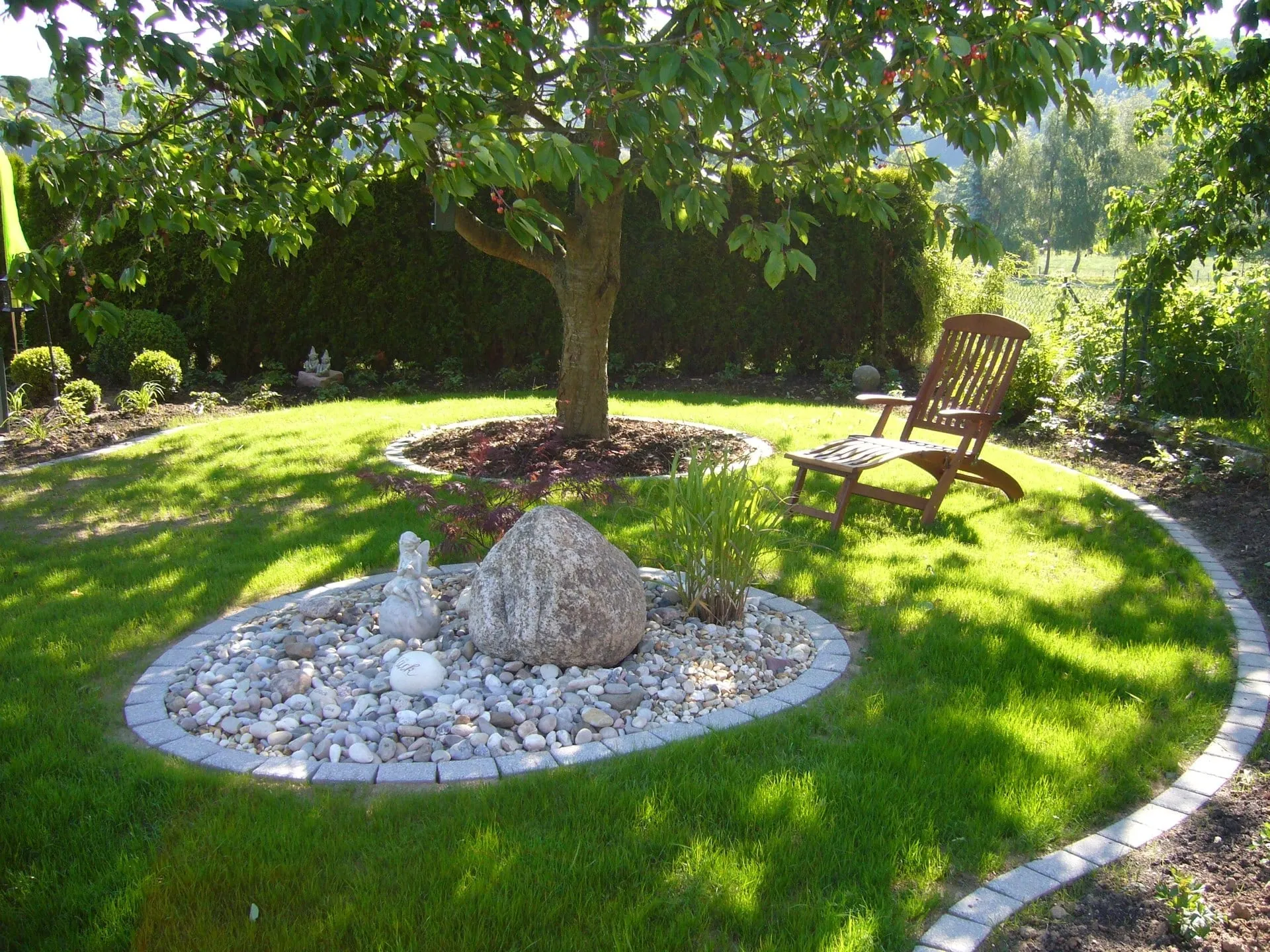 Brunnen im Schatten