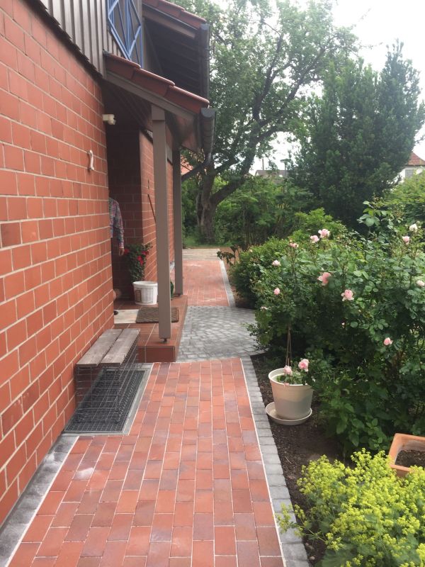 Stein_im_Garten46.jpg