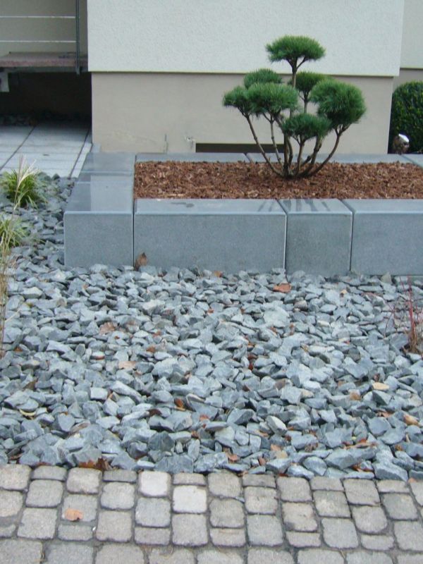 Stein_im_Garten47.jpg